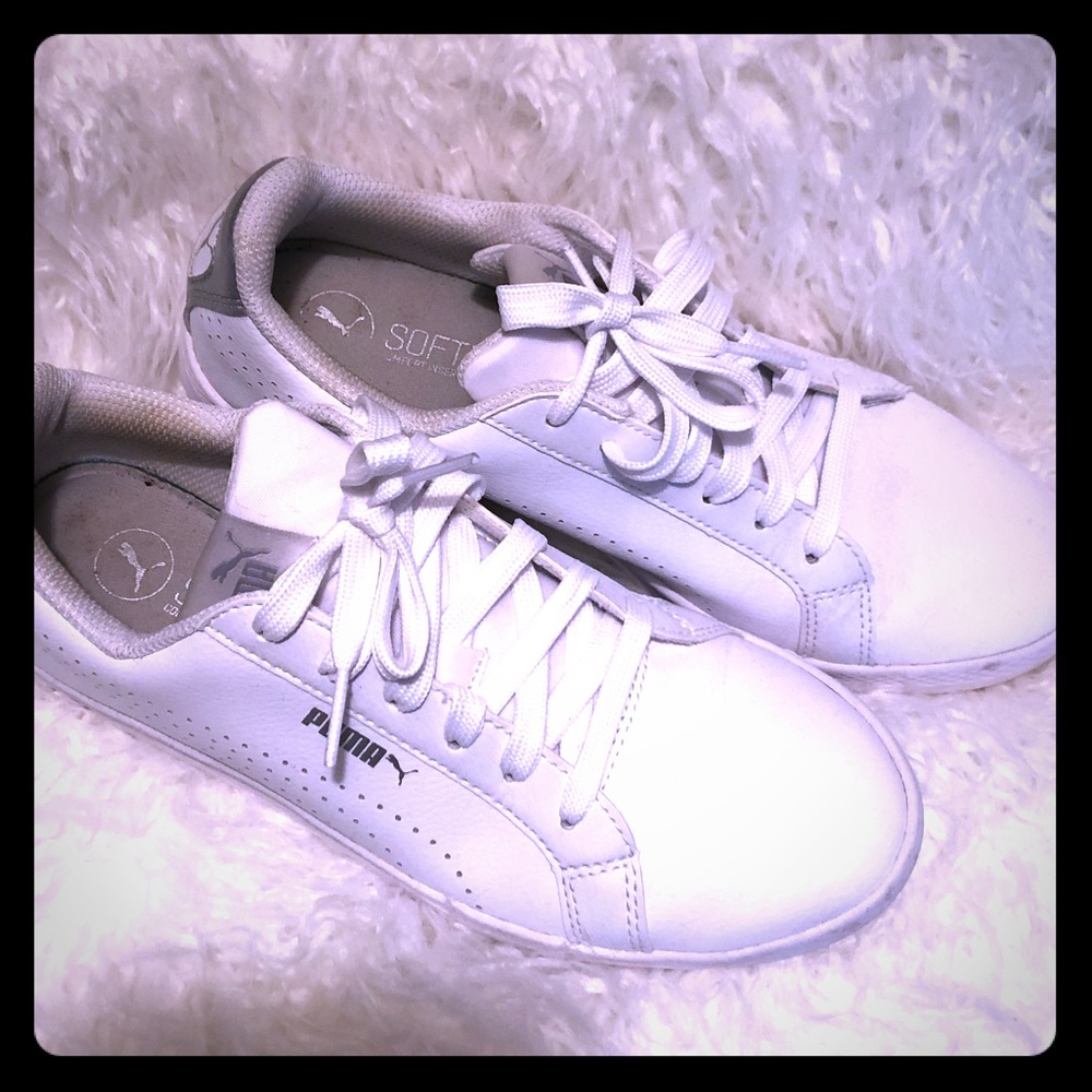 Puma leather sneakers size 7